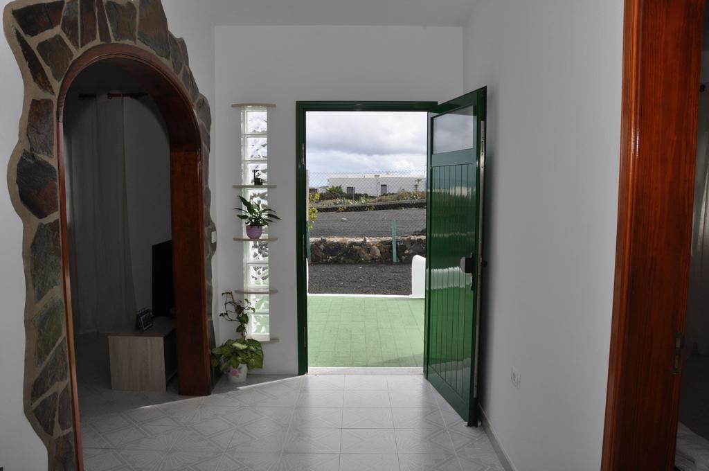 La Casita De Mari Carmen Guest House Mala Eksteriør bilde