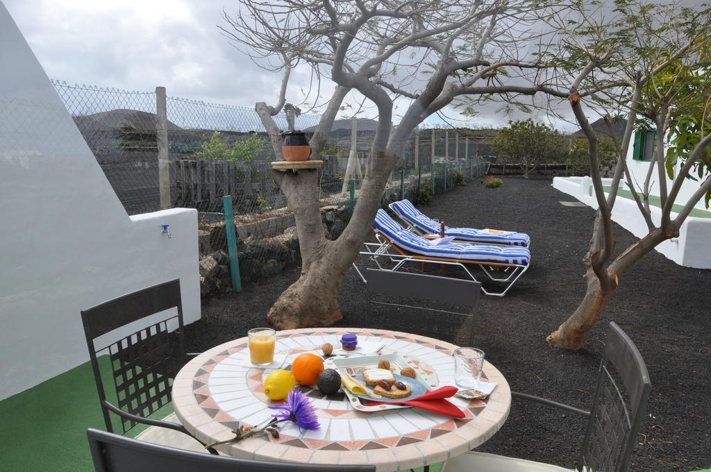La Casita De Mari Carmen Guest House Mala Eksteriør bilde